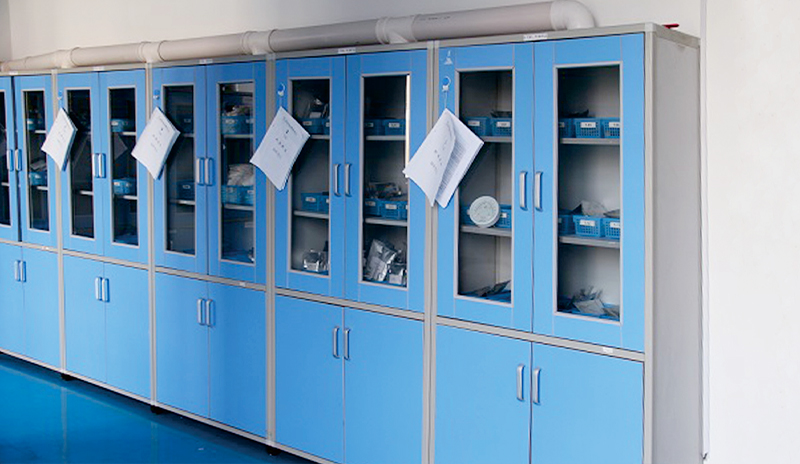 9鋁木藥品柜(U型拉手).jpg 9鋁木藥品柜(U型拉手).jpg