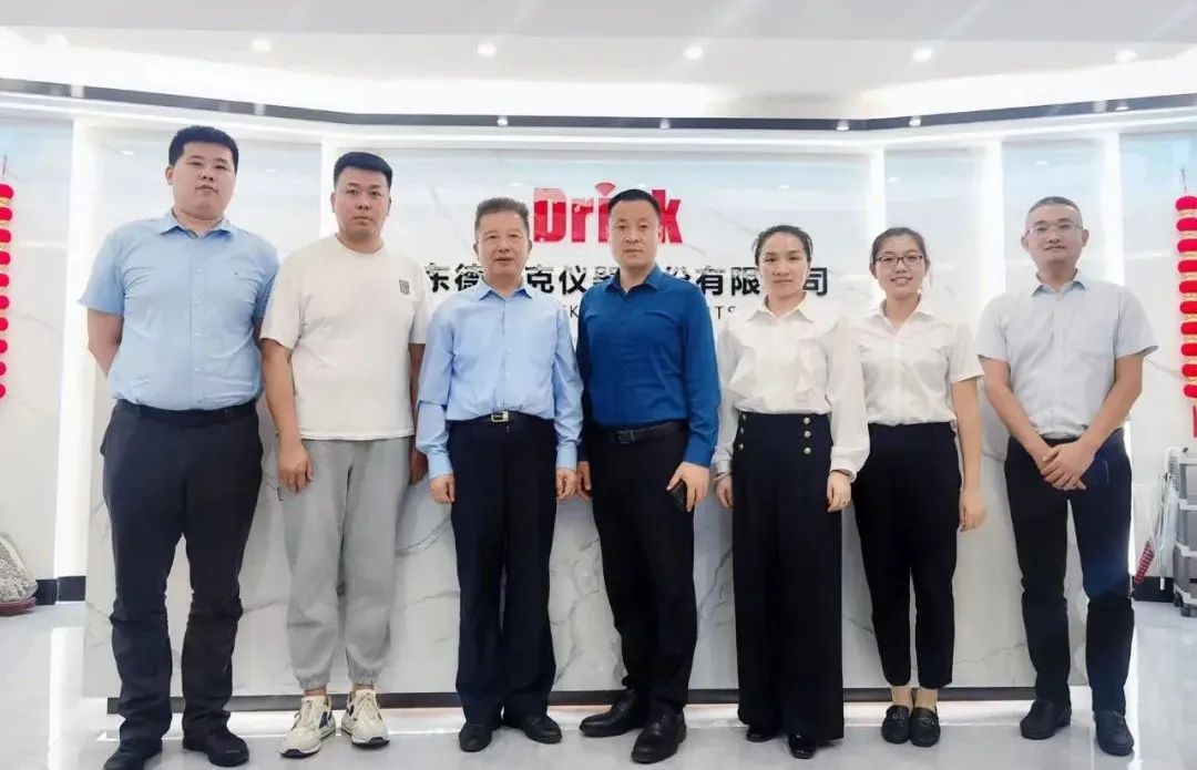 1663233959899872.jpg 640.jpg